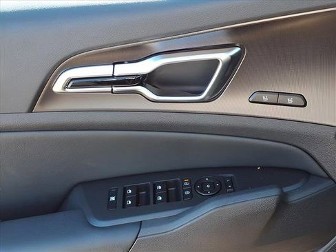New 2026 Kia Sportage SX Prestige AWD/4WD image 18