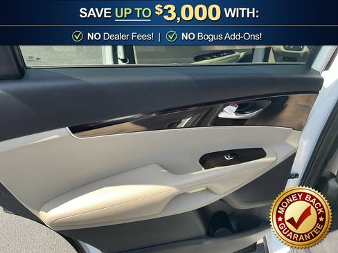Used 2019 Kia Sorento FWD image 28