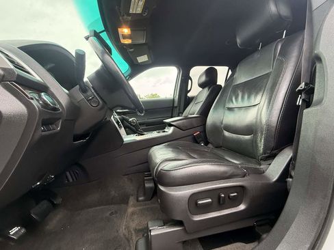 Used 2013 Ford Explorer Limited image 9