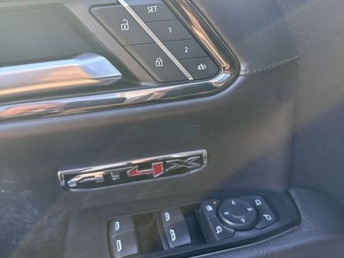 Used 2024 GMC Sierra 1500 AT4X image 15