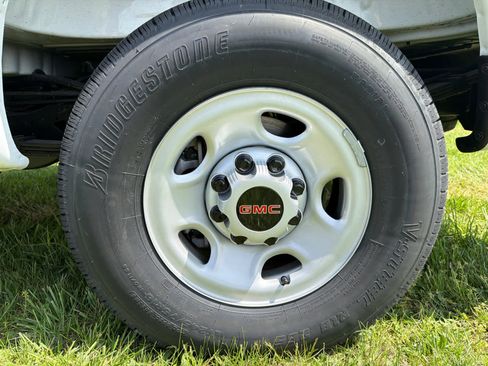 New 2025 GMC Savana 2500 w/ Driver Convenience Package image 14