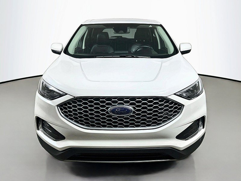 Used 2023 Ford Edge SEL w/ Convenience Package AWD/4WD image 2