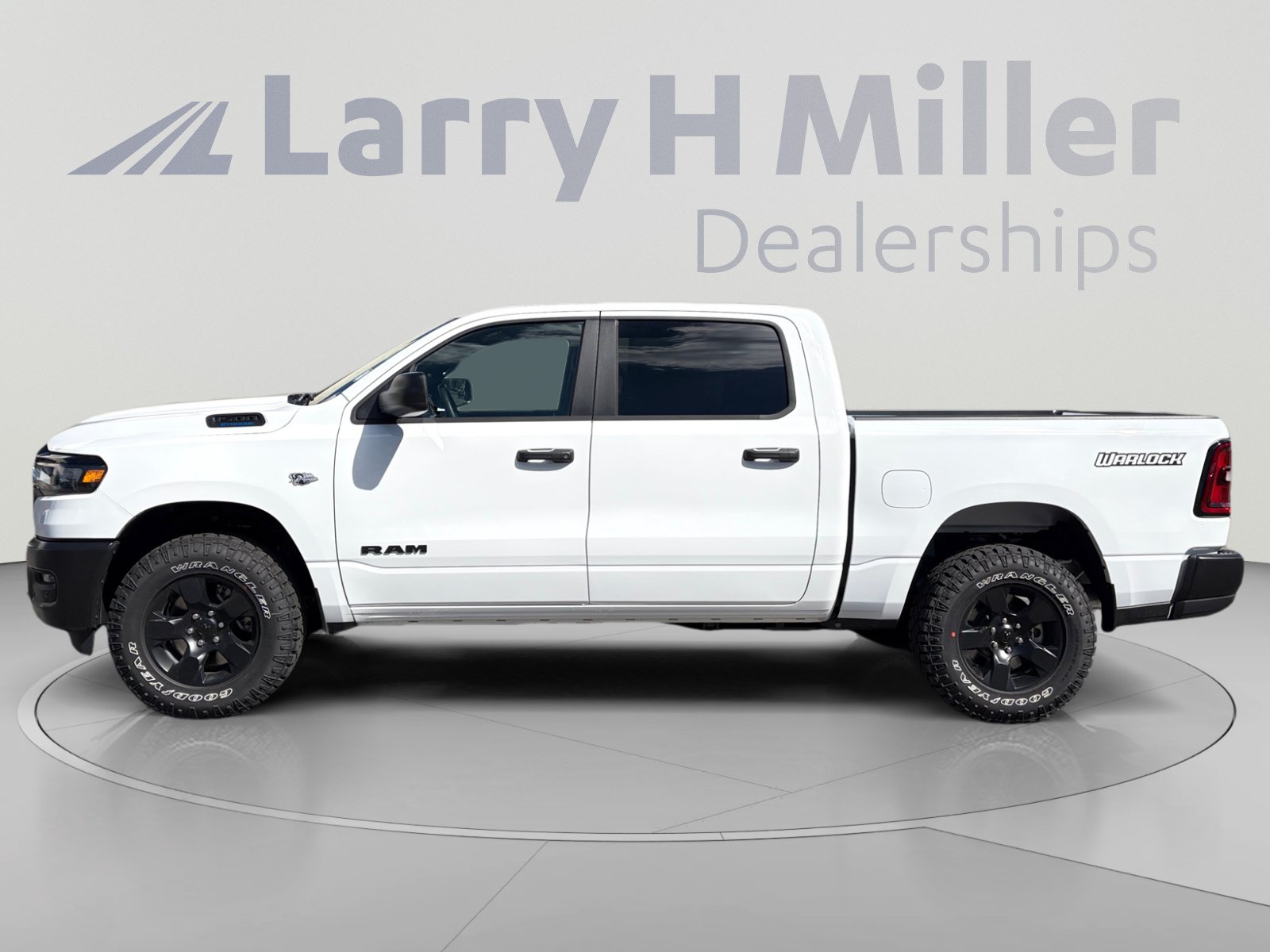 New 2026 RAM 1500 Warlock AWD/4WD image 2