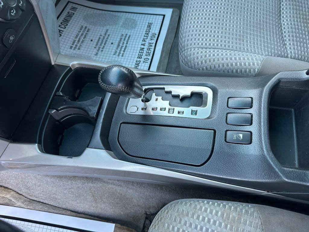 Used 2008 Toyota 4Runner SR5 AWD/4WD image 17