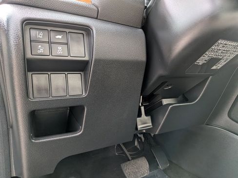 Used 2018 Honda CR-V EX-L image 16