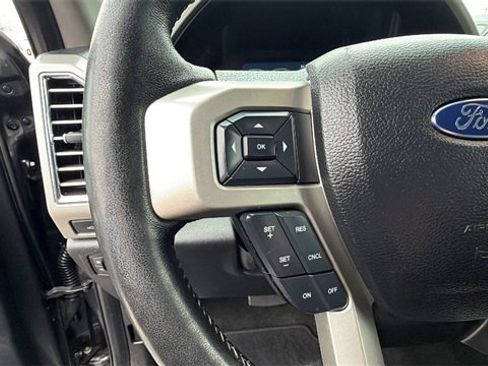 Used 2017 Ford F250 Lariat w/ Lariat Ultimate Package image 28