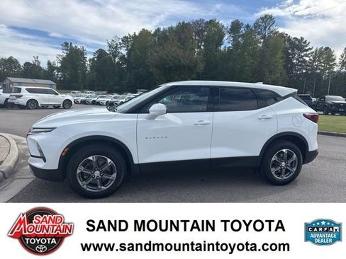 Used 2023 Chevrolet Blazer LT image 6