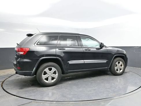 Used 2013 Jeep Grand Cherokee Laredo AWD/4WD image 4