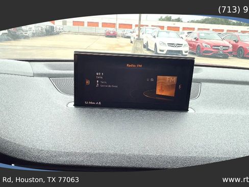 Used 2017 Audi Q7 3.0T Prestige w/ Prestige Package image 53