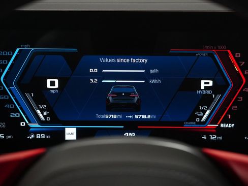 Used 2025 BMW M5 Touring image 20