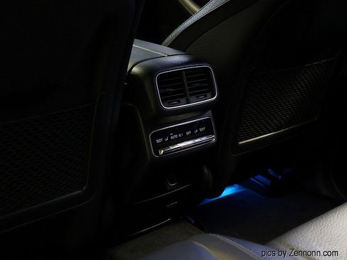 Used 2020 Mercedes-Benz GLS 450 4MATIC image 15