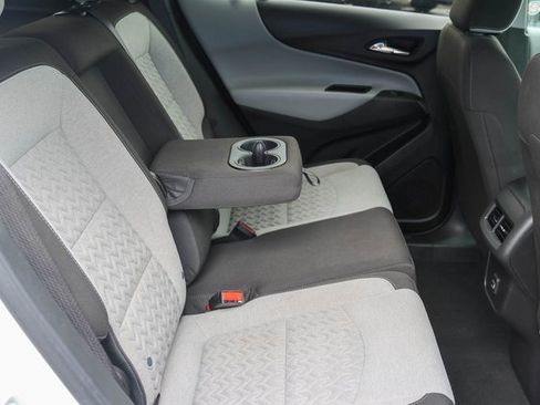 Used 2023 Chevrolet Equinox LT image 17