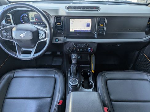 Used 2023 Ford Bronco Badlands w/ Sasquatch Package image 20