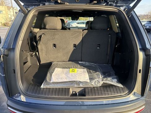 New 2027 Kia Telluride S image 48