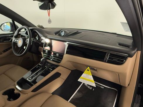 New 2026 Porsche Macan Turbo image 19