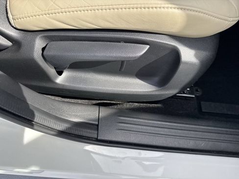 Used 2018 MAZDA CX-5 Touring w/ Preferred Equipment Package FWD image 45