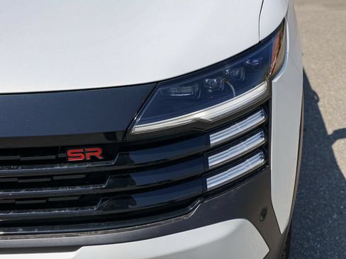 New 2026 Nissan Kicks SR FWD image 10
