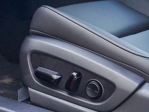 New 2026 Lexus UX 300h FWD image 29