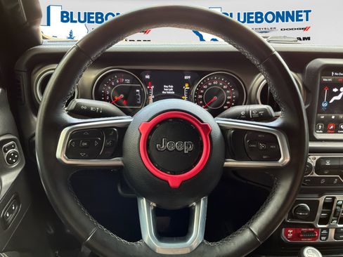 Certified 2020 Jeep Gladiator Rubicon AWD/4WD image 19