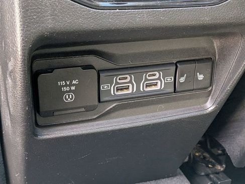 Used 2023 Jeep Grand Cherokee Limited w/ Luxury Tech Group II AWD/4WD image 27