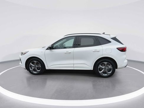 Used 2023 Ford Escape ST-Line w/ Equipment Group 301A FWD image 5