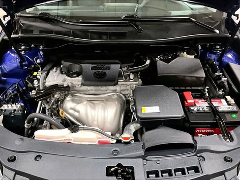 Used 2016 Toyota Camry SE FWD image 32