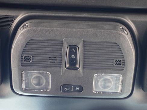Used 2025 Ford Mustang Convertible RWD image 20
