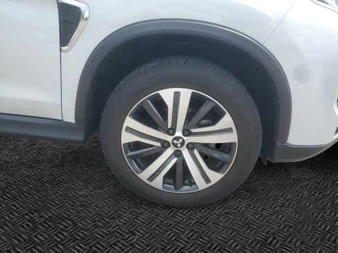 Used 2025 Mitsubishi Outlander Sport SEL AWD/4WD image 11