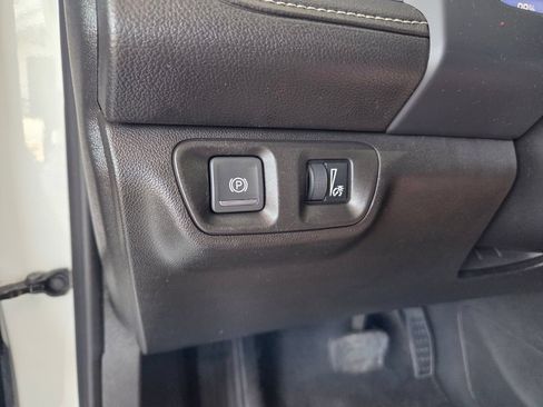 Used 2021 GMC Acadia SLE w/ Driver Convenience Package AWD/4WD image 23