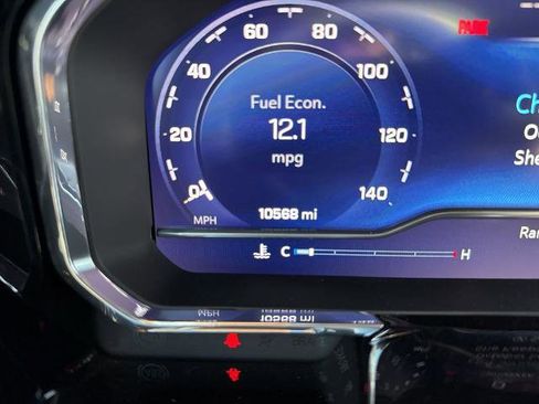 Used 2025 Chevrolet Silverado 2500 ZR2 w/ Technology Package image 5