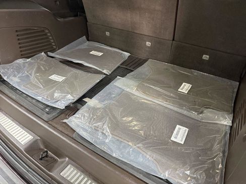 Used 2017 Chevrolet Suburban Premier image 52