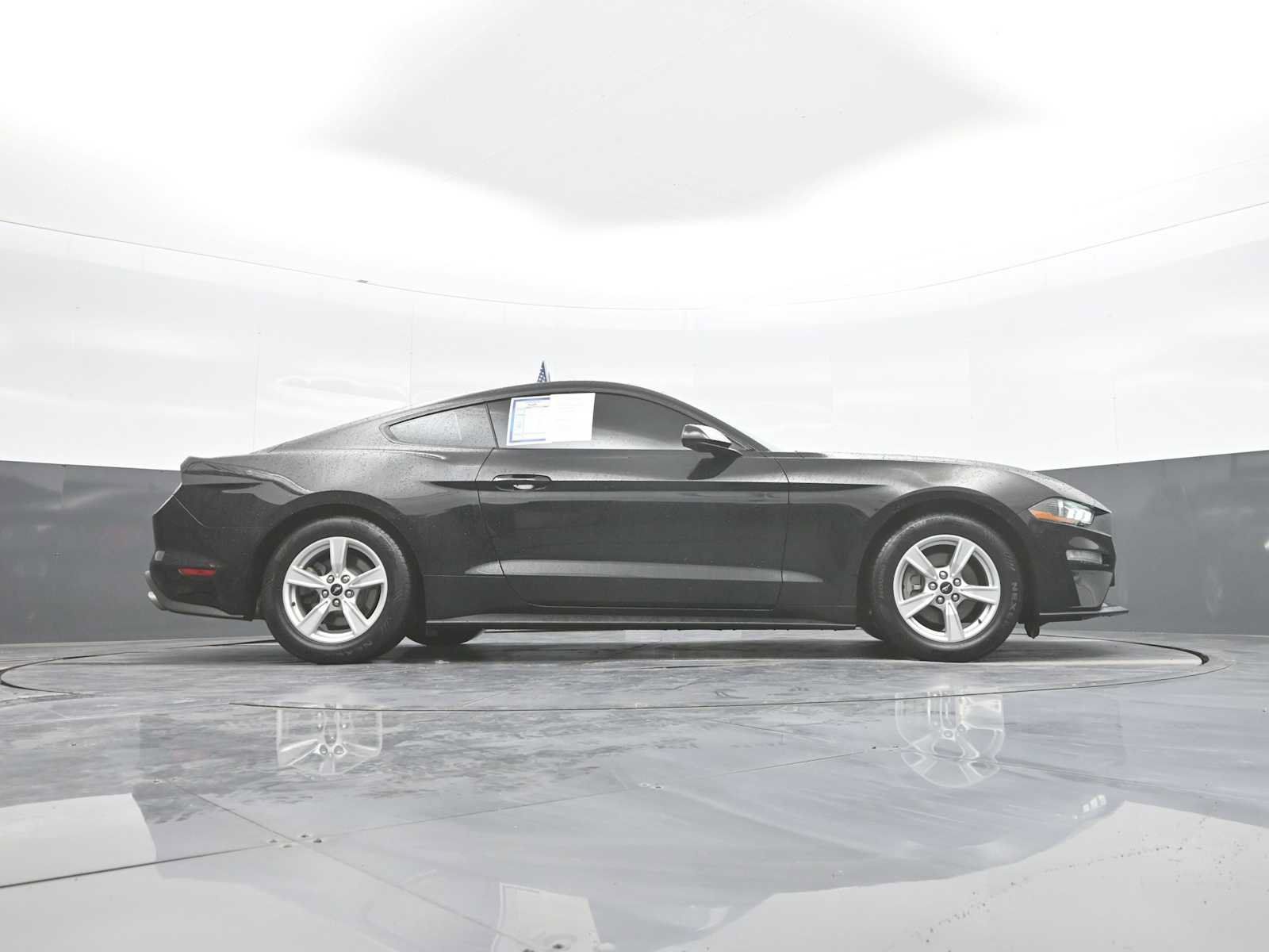 Used 2020 Ford Mustang Coupe RWD image 38