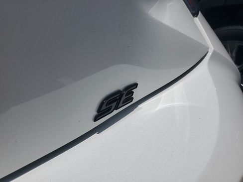 Used 2022 Toyota Corolla SE FWD image 11