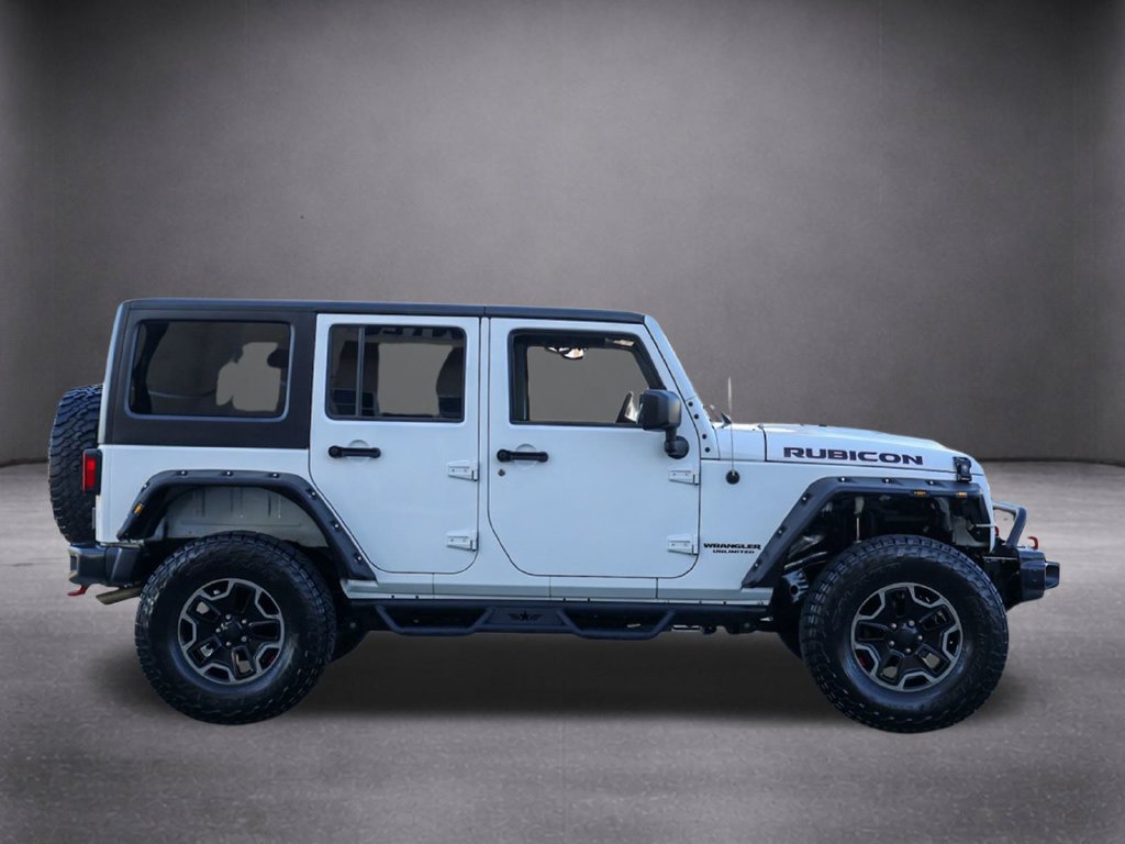 Used 2017 Jeep Wrangler Unlimited Rubicon AWD/4WD image 3
