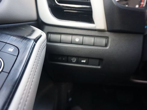Used 2023 Nissan Rogue SL FWD image 5