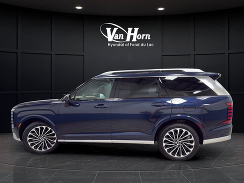 Used 2026 Hyundai Palisade Calligraphy AWD/4WD image 4