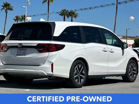 Used 2025 Honda Odyssey EX-L image 3