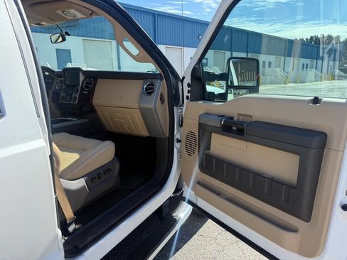 Used 2016 Ford F250 Lariat w/ Lariat Ultimate Package image 51