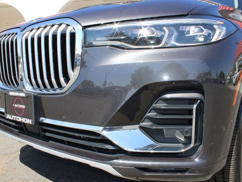 Used 2022 BMW X7 xDrive40i w/ Premium Package image 7