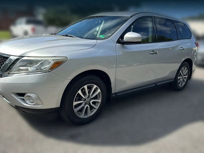 Used 2015 Nissan Pathfinder S