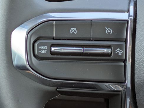 New 2026 GMC Canyon Elevation w/ Convenience Package AWD/4WD image 22