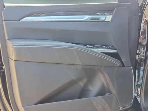 New 2026 Cadillac Escalade V w/ LPO, ONYX Package AWD/4WD image 22