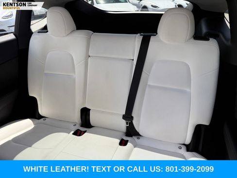 Used 2023 Tesla Model Y Long Range AWD/4WD image 31