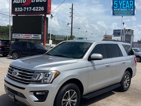 Used 2019 Ford Expedition XLT w/ Equipment Group 201A RWD image 1