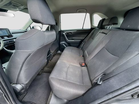 Used 2020 Toyota RAV4 LE w/ Carpet Mat Package FWD image 26