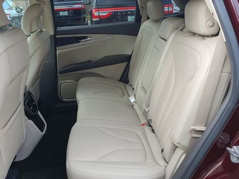 Used 2019 Lincoln Nautilus Select FWD image 15