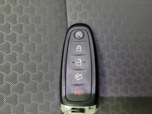 Used 2019 Ford Escape SE AWD/4WD image 32