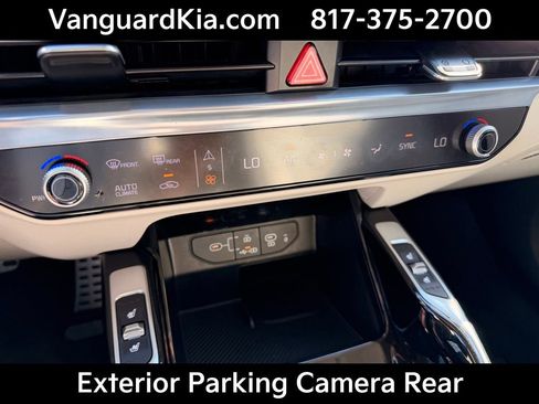 Certified 2024 Kia Sorento SX Prestige image 22
