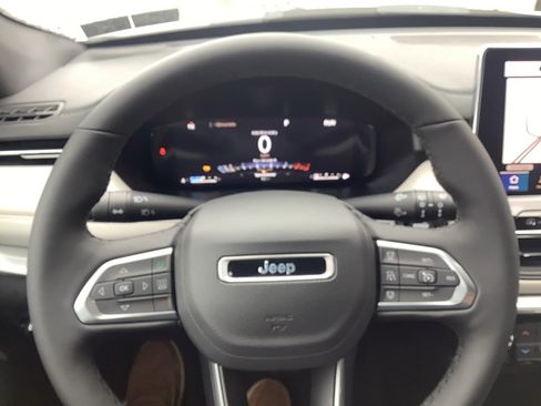 New 2026 Jeep Compass Limited w/ Sun, Sound & Navigation Group image 13