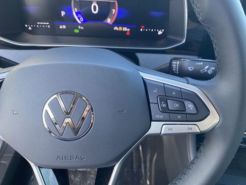 New 2026 Volkswagen Jetta SE FWD image 21